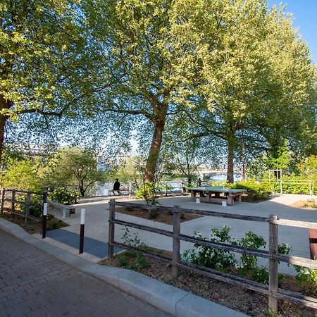 Studio Refait A Neuf Avec Parking En Bord De Loire Nantes Exteriör bild