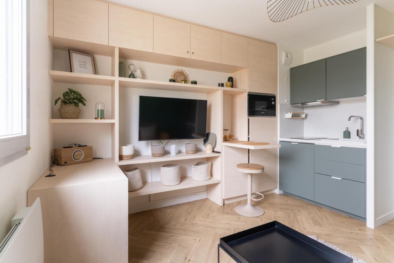 Studio Refait A Neuf Avec Parking En Bord De Loire Nantes Exteriör bild