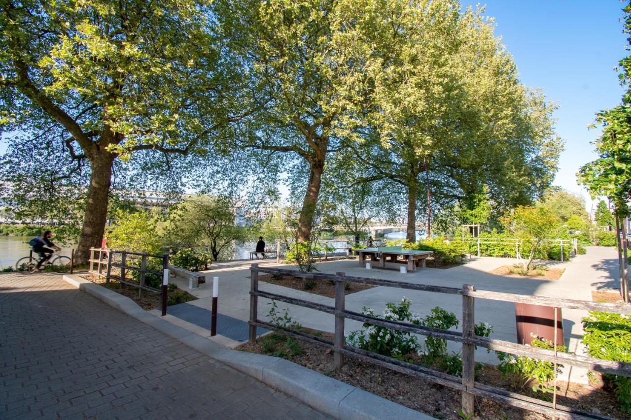 Studio Refait A Neuf Avec Parking En Bord De Loire Nantes Exteriör bild